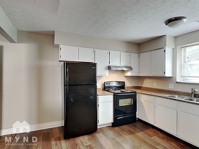 Foto del edificio - 181 Northwood Dr