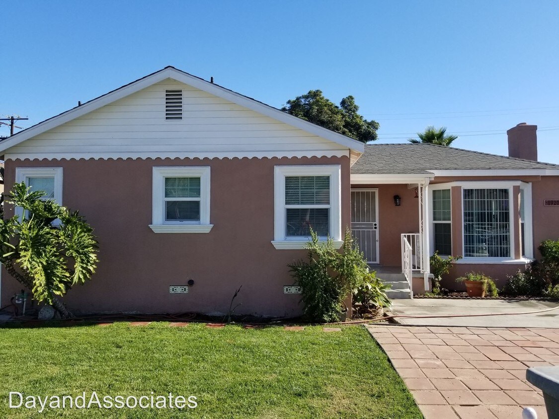 Foto principal - 8920 Hildreth Ave