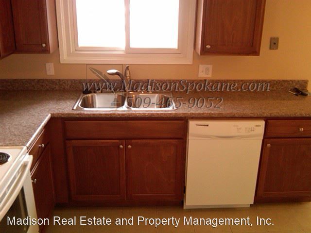 Building Photo - 4 br, 2 bath House - 3923 W. Heroy Ave.