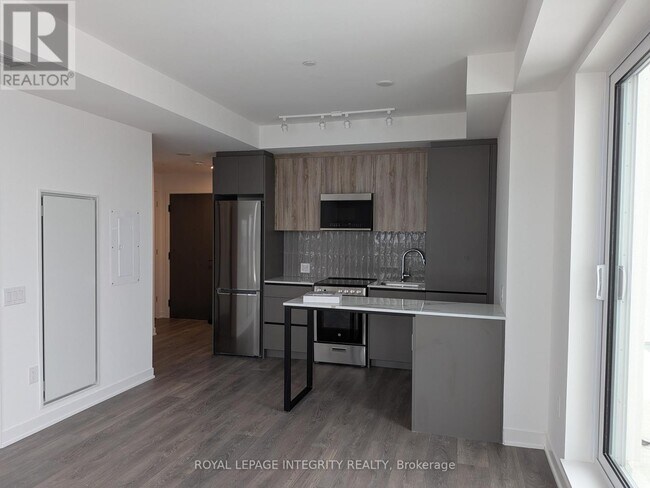 Photo du bâtiment - 10 All Nations Dr