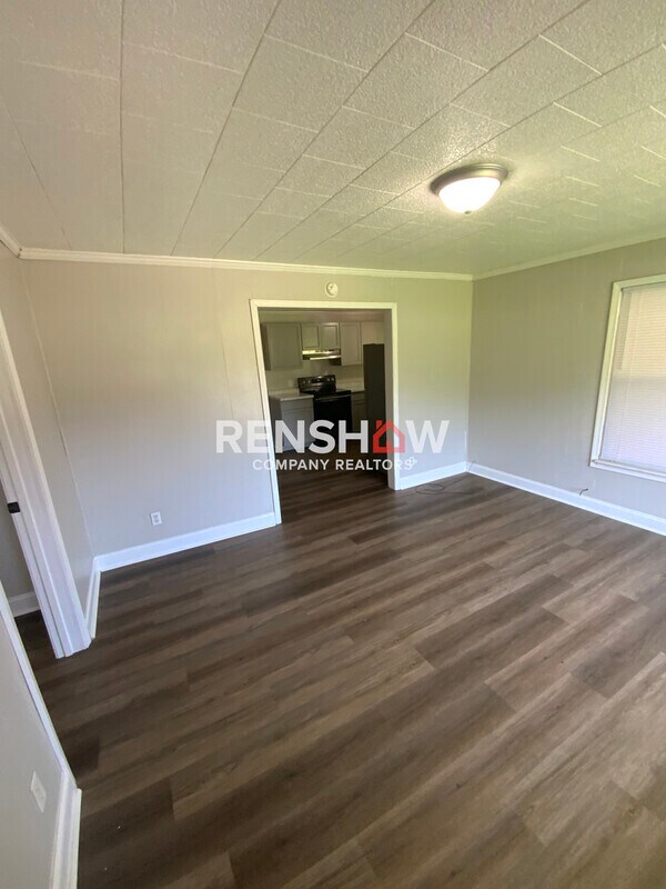Foto del edificio - 150 N Poplar St