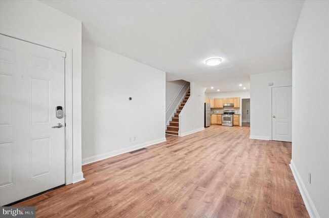 Building Photo - 609 N 34th St