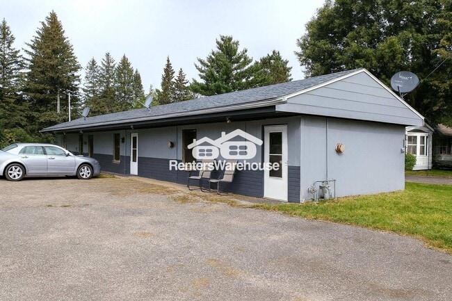 Building Photo - 403 Milltown Ave N
