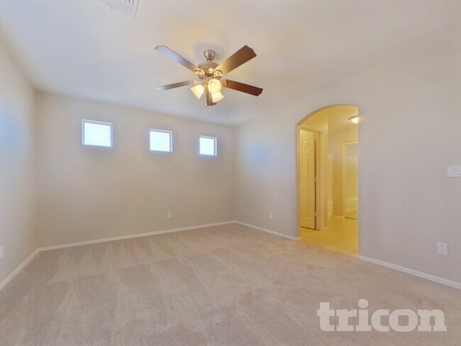 Building Photo - 22040 W Gardenia Dr