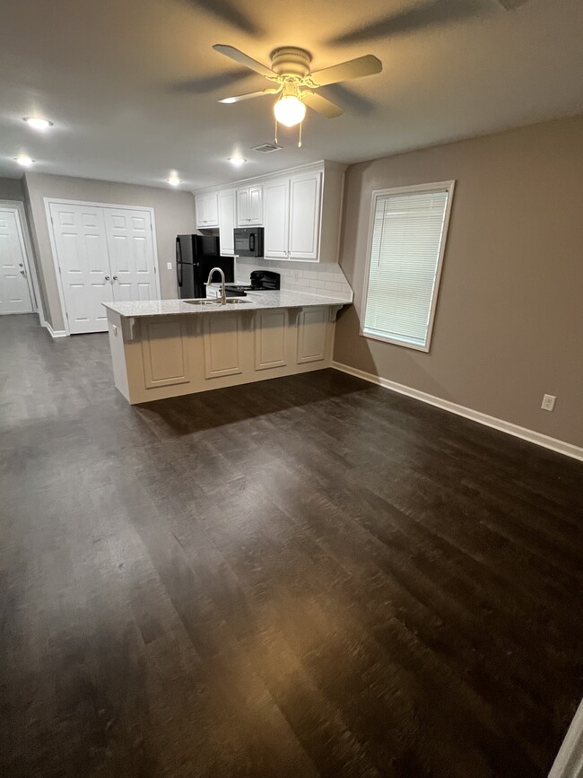 living room - 47 Arbor Cove Dr