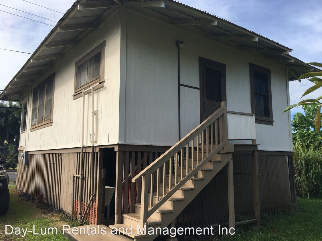 Primary Photo - 2 br, 1 bath House - 615 Kekuanaoa Street