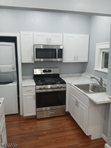 Foto del edificio - 51 Poe Ave