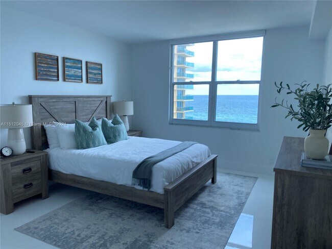 Building Photo - 2501 S Ocean Dr