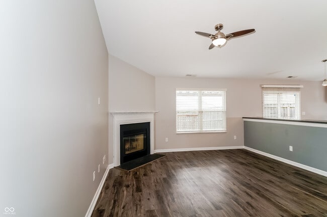 Building Photo - 8520 Gold Rush Way