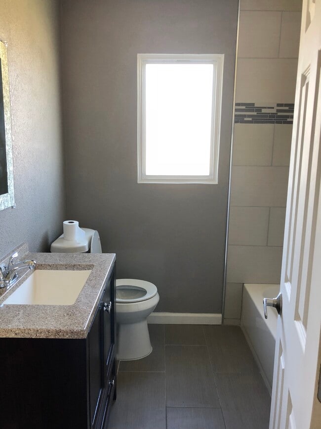 Foto del edificio - 3621 Spruce Ave