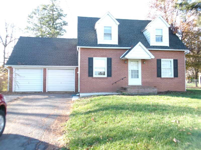 Primary Photo - 22 Weaver Rd