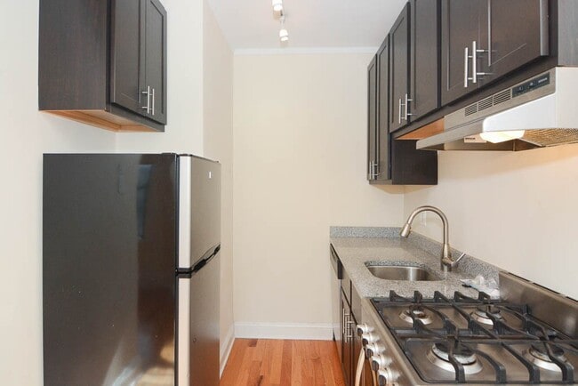 Foto del edificio - 4742 N Hermitage Ave