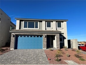 Building Photo - 696 Stone Hammer Ave