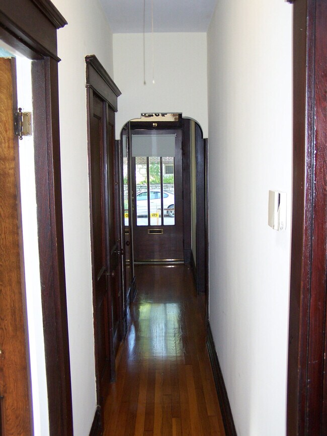 Hallway - 4920 Berthold Ave