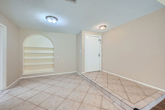 Foto del edificio - 9519 Landry Blvd