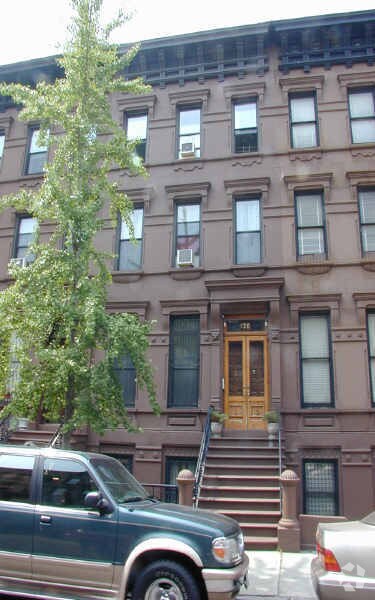 Primary Photo - 130 W 131st St