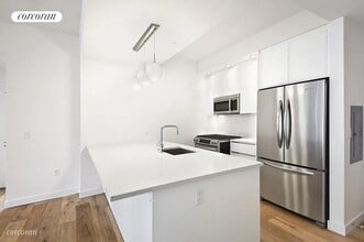 Building Photo - 23 W 116th St