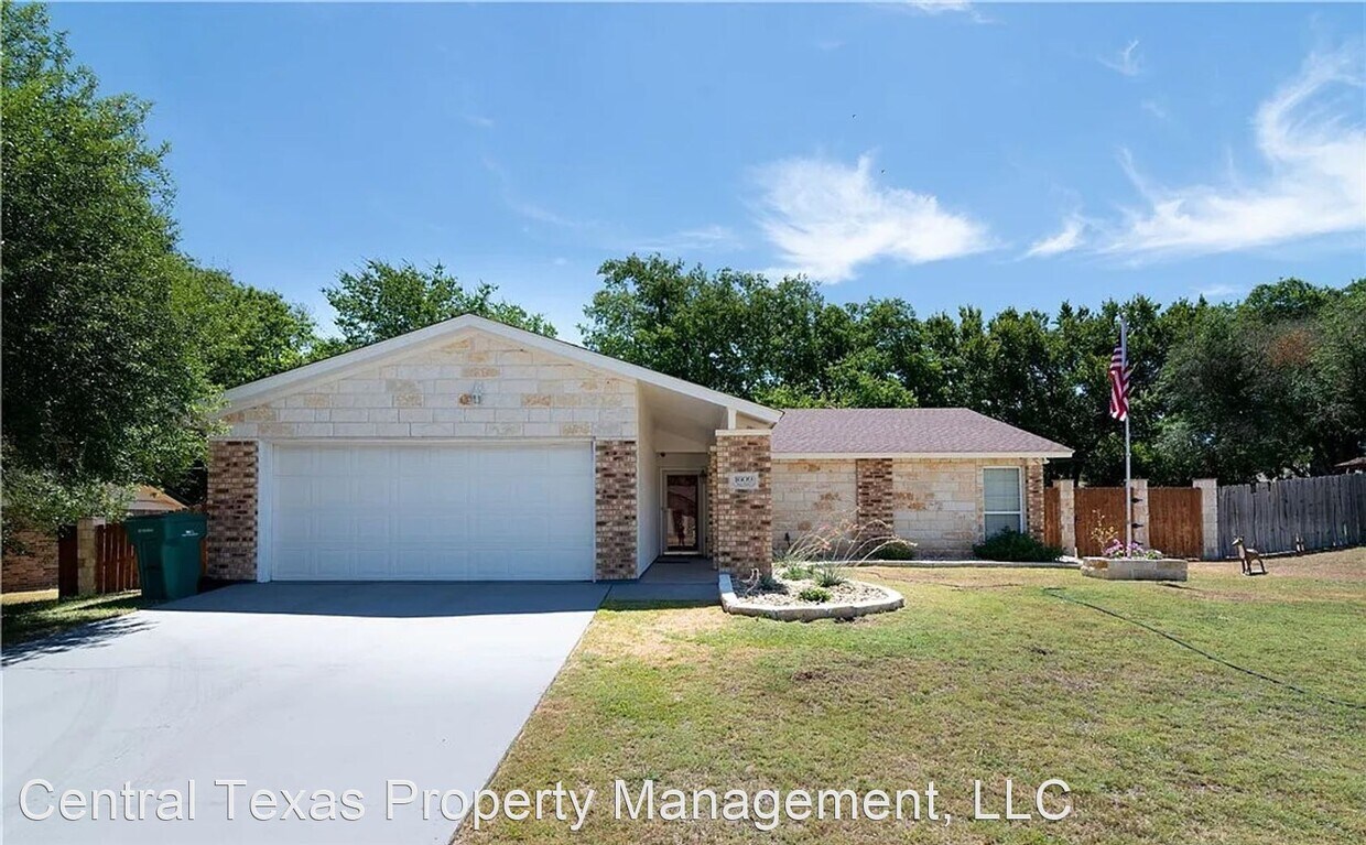 Foto principal - 3 br, 2 bath House - 1609 Fox Tr