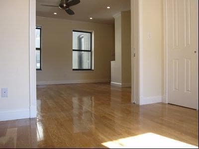 Primary Photo - 314 E 106th St