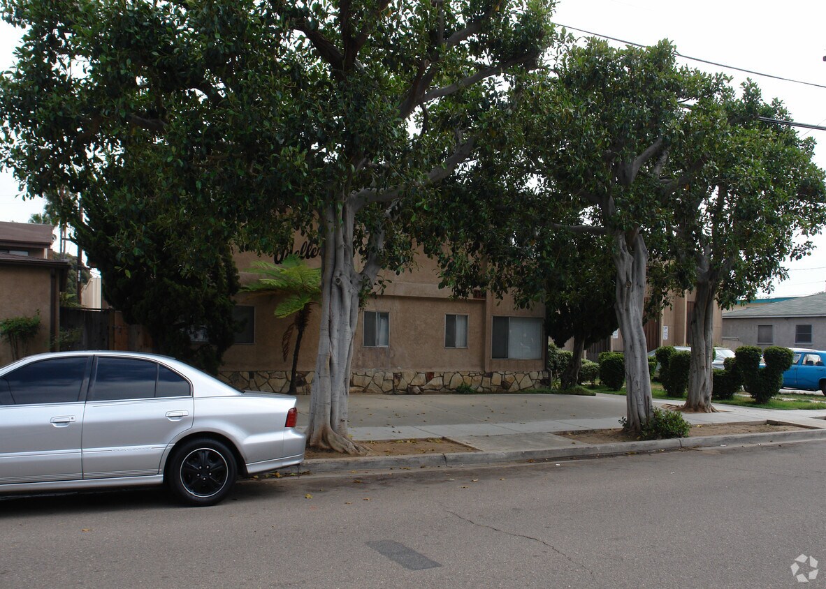 Foto del edificio - 2741 Hornblend St