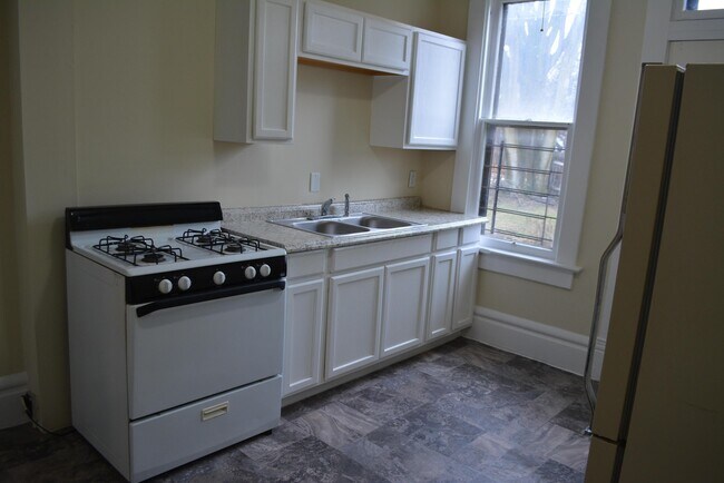 Foto del edificio - 1257 Dennison Ave