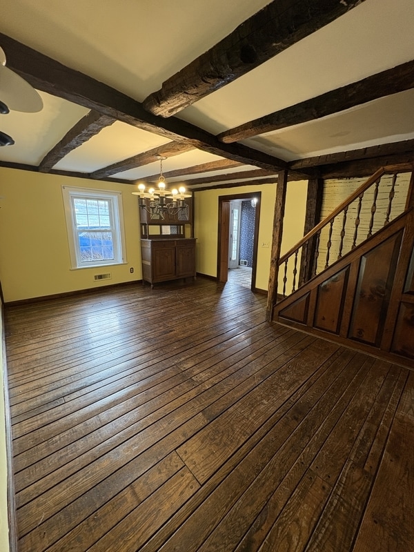 Building Photo - 537 Green Hollow Rd