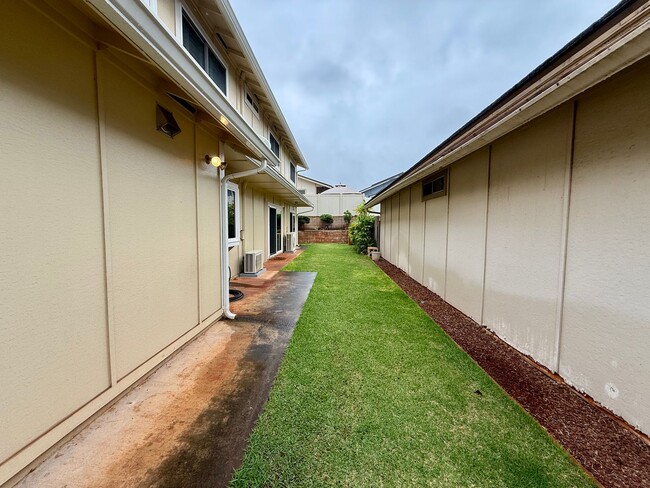 Building Photo - Spacious 4-Bedroom Home in Waipio Gentry –...