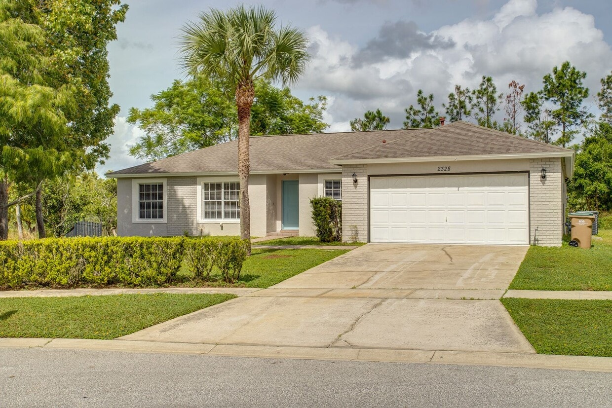 Primary Photo - Clermont 3 Bed 2 Bath w/ Community Pool an...