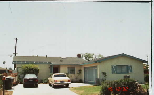 Foto del edificio - 718-720 Lemar Ave
