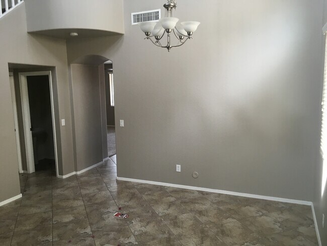 Foto del edificio - 3 Bed 2.5 Bath home!!