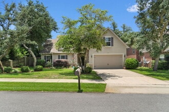 Building Photo - 202 Rigdon Ct NW