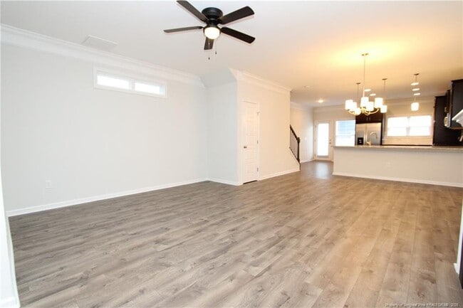 Building Photo - 1245 Russet Ln