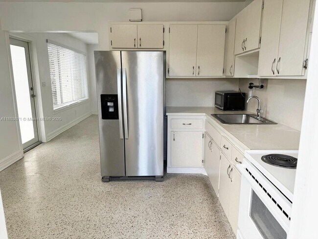 Foto del edificio - 9301 SW 37th St