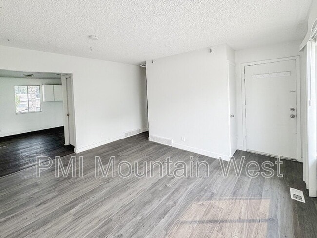 Building Photo - 4673 S 1300 E