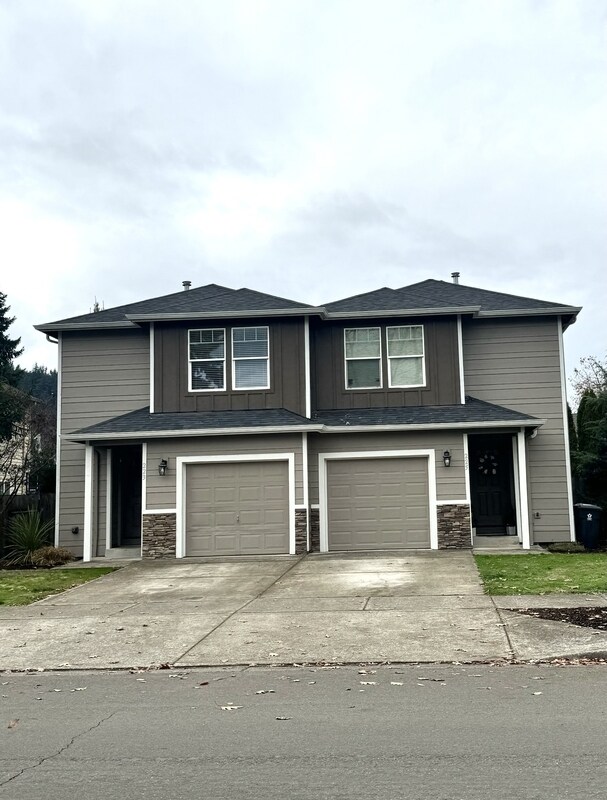 Building Photo - 223 Pioneer Dr