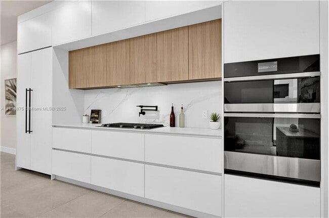 Foto del edificio - 921 NE 17th Terrace