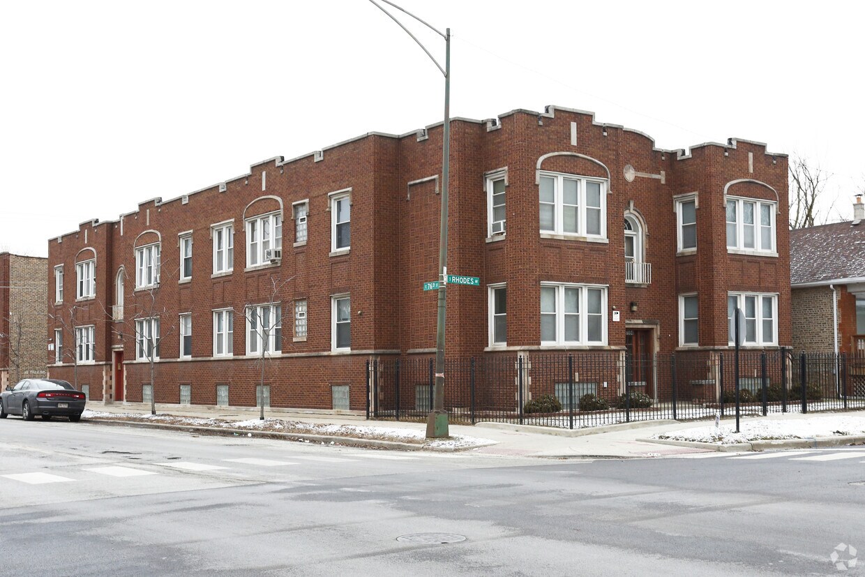 Primary Photo - 7554-7556 S Rhodes Ave
