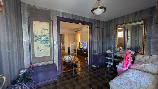 Foto del edificio - 1615 W 4th St