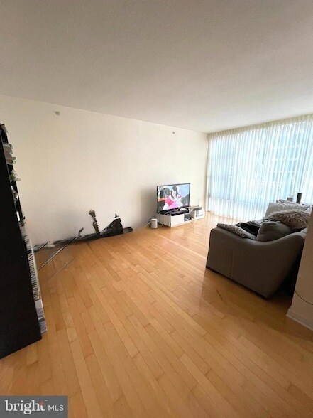 Foto del edificio - 475 K St NW