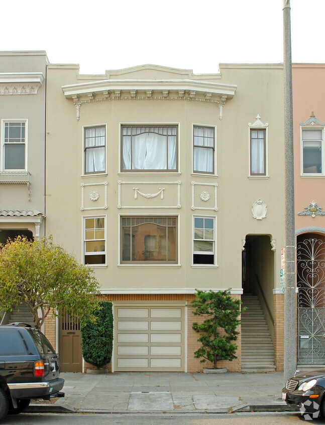 Primary Photo - 2231-2233 Francisco St