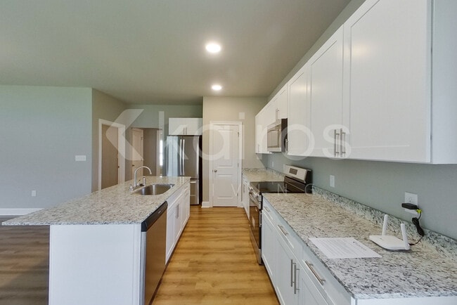 Building Photo - 22856 Monterey Ave