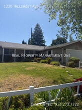 Building Photo - 1220 Hillcrest Ave