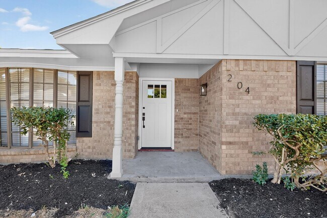 Foto del edificio - 204 Randy Lee Ln