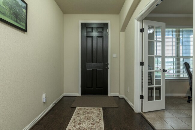 Building Photo - 2469 Millbrook Loop