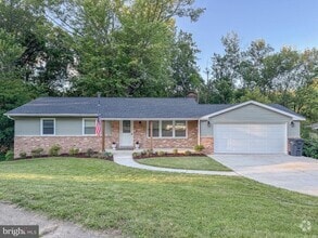 Building Photo - 2396 Mizzen Pl