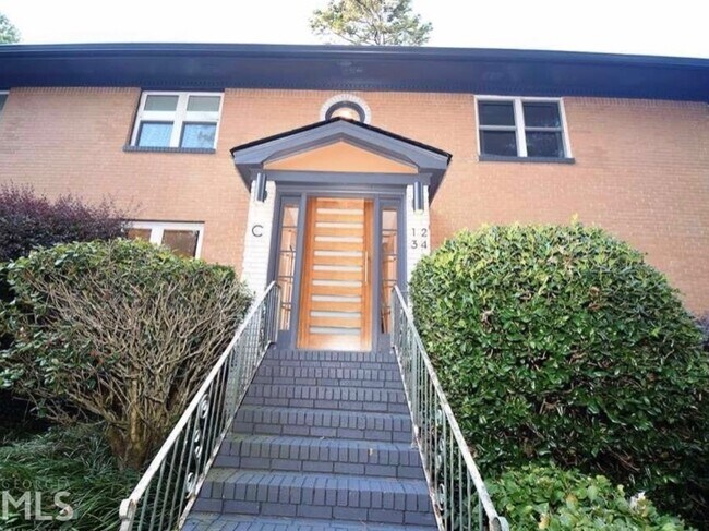 Foto del edificio - 1010 Scott Blvd