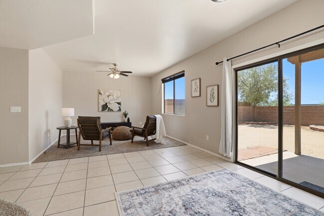 Foto del edificio - 7740 S Lions Spring Way