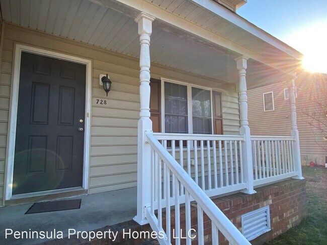 Foto del edificio - 4 br, 2.5 bath House - 728 Old Ft Eustis