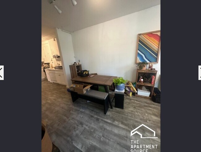 Foto del edificio - 2724 W Logan Blvd