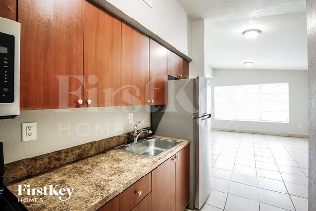 Foto del edificio - 3611 NW 178th St